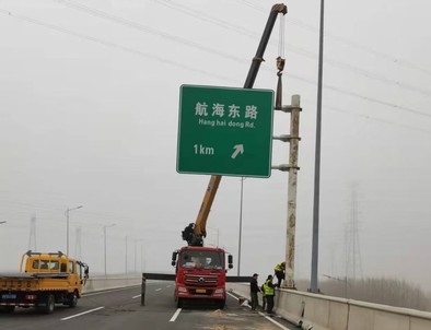 通化通化悬臂式交通标志杆